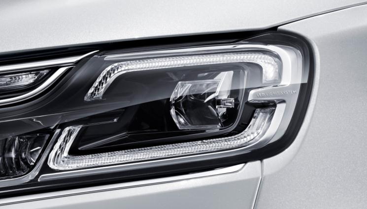 伟巴斯特的极致天窗工艺新葡京娱乐场app遇见(图9)